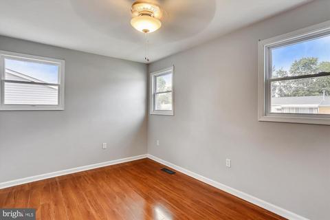 308 Park Hall S, Laurel, MD 20724 photo 26