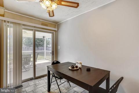308 Park Hall S, Laurel, MD 20724 photo 17