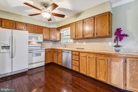 7776 Old House Rd, Pasadena, MD 21122 photo 4