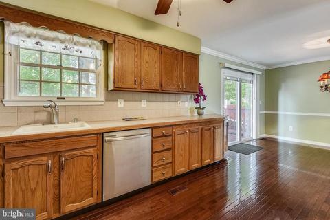 7776 Old House Rd, Pasadena, MD 21122 photo 5