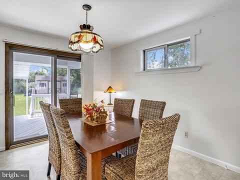 19 Oak Ct, Annapolis, MD 21401 photo 10
