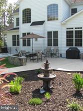 8914 Winged Foot Dr, Pasadena, MD 21122 photo 4