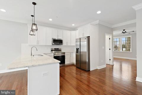 175 Park Rd, Pasadena, MD 21122 photo 11