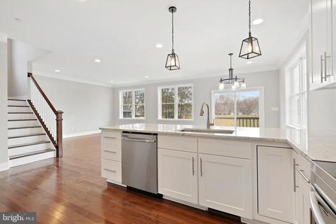 175 Park Rd, Pasadena, MD 21122 photo 7