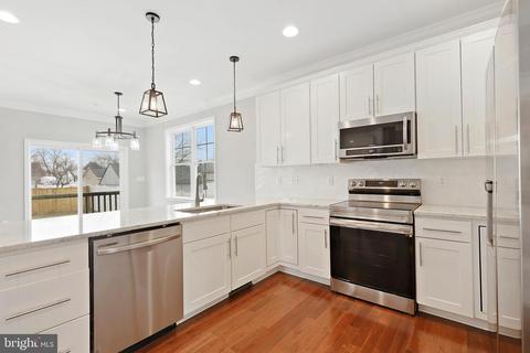 175 Park Rd, Pasadena, MD 21122 photo 9