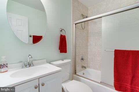 7933 Belhaven Ave, Pasadena, MD 21122 photo 30