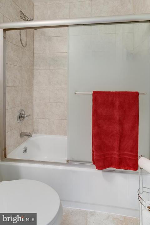 7933 Belhaven Ave, Pasadena, MD 21122 photo 32