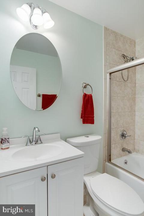 7933 Belhaven Ave, Pasadena, MD 21122 photo 31