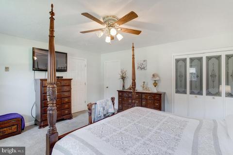 7933 Belhaven Ave, Pasadena, MD 21122 photo 23