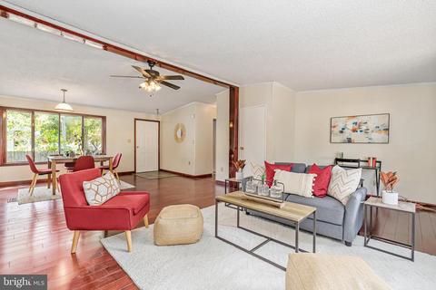 1890 Cedar Dr, Severn, MD 21144 photo 5