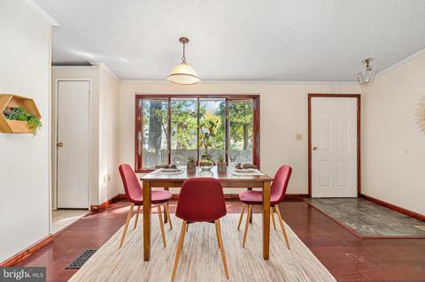 1890 Cedar Dr, Severn, MD 21144 photo 7