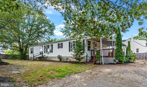 1890 Cedar Dr, Severn, MD 21144 photo 1