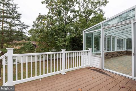 237 Falcon Dr, Pasadena, MD 21122 photo 35