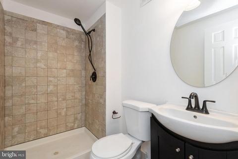 237 Falcon Dr, Pasadena, MD 21122 photo 32