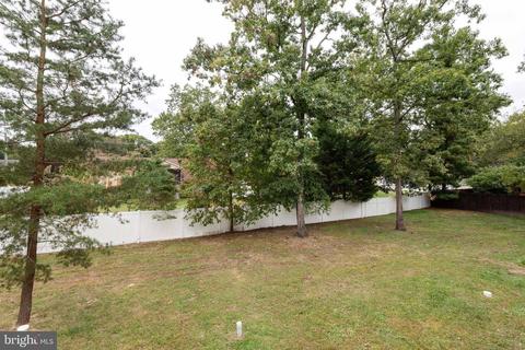 237 Falcon Dr, Pasadena, MD 21122 photo 37