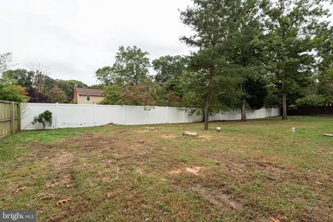 237 Falcon Dr, Pasadena, MD 21122 photo 45