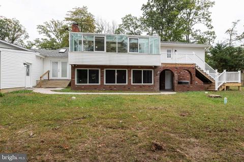 237 Falcon Dr, Pasadena, MD 21122 photo 46
