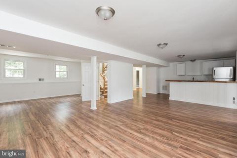 237 Falcon Dr, Pasadena, MD 21122 photo 24