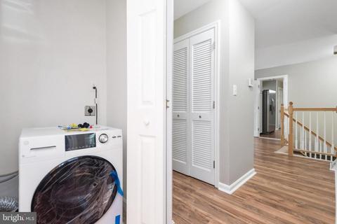 237 Falcon Dr, Pasadena, MD 21122 photo 13