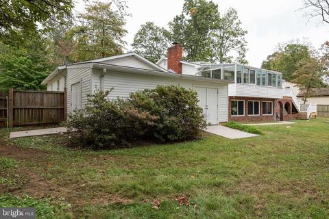 237 Falcon Dr, Pasadena, MD 21122 photo 43