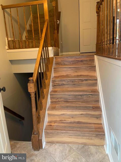 352 Rambling Ridge Ct, Pasadena, MD 21122 photo 4