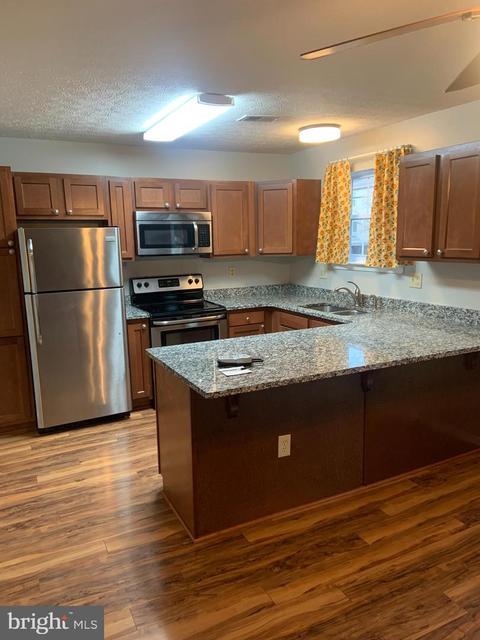 352 Rambling Ridge Ct, Pasadena, MD 21122 photo 8