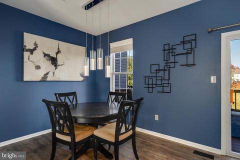 208 Wheyfield Ct, Pasadena, MD 21122 photo 4