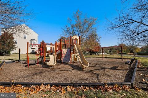 208 Wheyfield Ct, Pasadena, MD 21122 photo 39