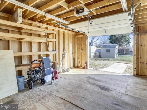 8429 Arbutus Rd, Pasadena, MD 21122 photo 56