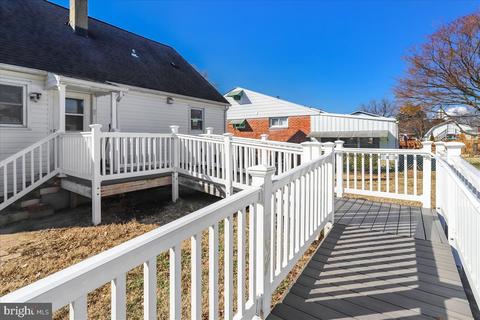 8429 Arbutus Rd, Pasadena, MD 21122 photo 10