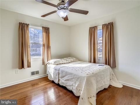 8429 Arbutus Rd, Pasadena, MD 21122 photo 30
