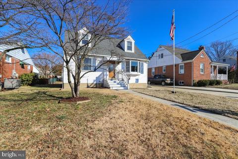8429 Arbutus Rd, Pasadena, MD 21122 photo 3