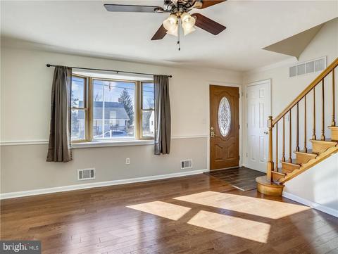 8429 Arbutus Rd, Pasadena, MD 21122 photo 19