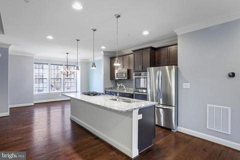 8221 White Star Xing, Pasadena, MD 21122 photo 8