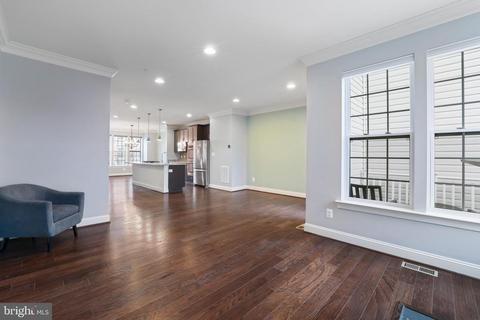 8221 White Star Xing, Pasadena, MD 21122 photo 15
