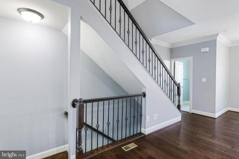 8221 White Star Xing, Pasadena, MD 21122 photo 12