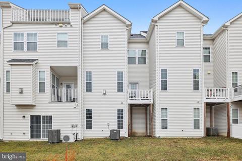 8221 White Star Xing, Pasadena, MD 21122 photo 37