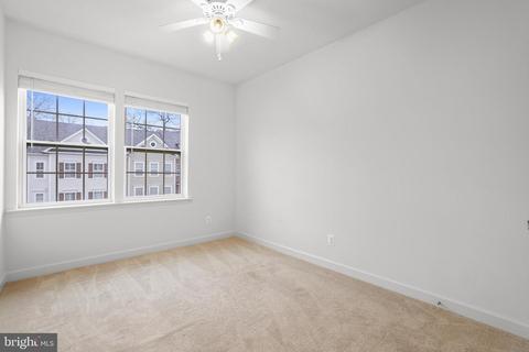8221 White Star Xing, Pasadena, MD 21122 photo 26