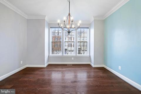 8221 White Star Xing, Pasadena, MD 21122 photo 11