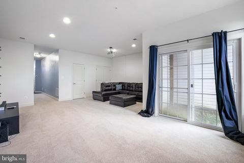 8221 White Star Xing, Pasadena, MD 21122 photo 32