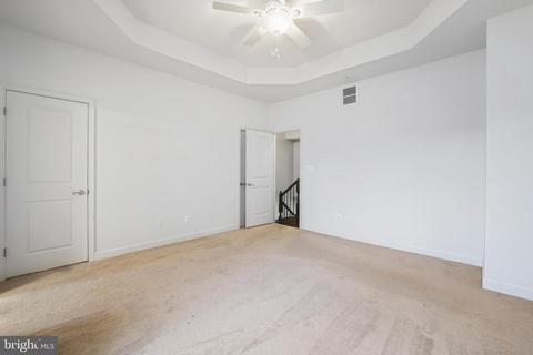 8221 White Star Xing, Pasadena, MD 21122 photo 20