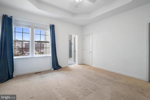 8221 White Star Xing, Pasadena, MD 21122 photo 19