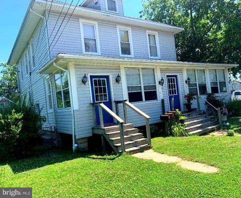 8453 Bay Dr, Pasadena, MD 21122 photo 2