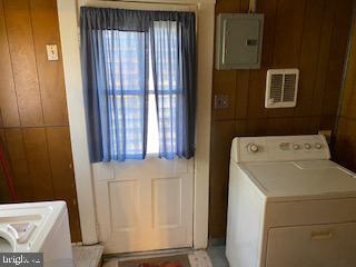 8453 Bay Dr, Pasadena, MD 21122 photo 28