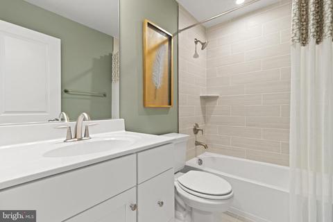 8377 Meadowood Dr, Hanover, MD 21076 photo 21