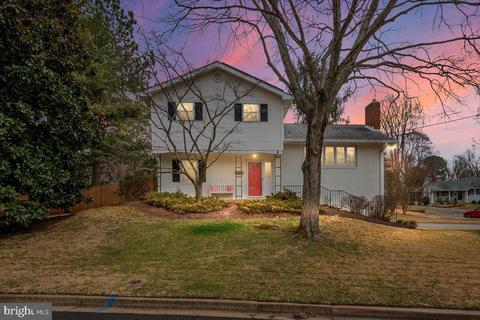 4 Bristol Dr, Annapolis, MD 21401 photo 1