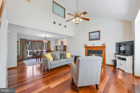 69 Windwhisper Ln, Annapolis, MD 21403 photo 2