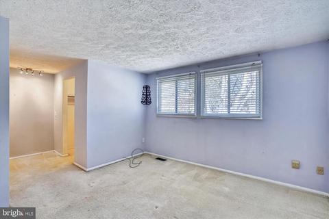 7923 Sutherland Ct, Pasadena, MD 21122 photo 16