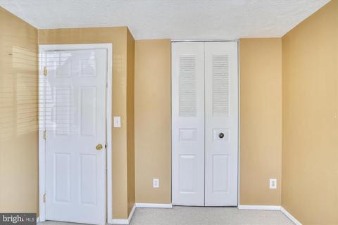 7923 Sutherland Ct, Pasadena, MD 21122 photo 21
