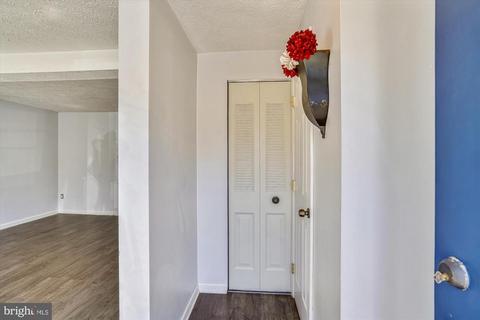 7923 Sutherland Ct, Pasadena, MD 21122 photo 15